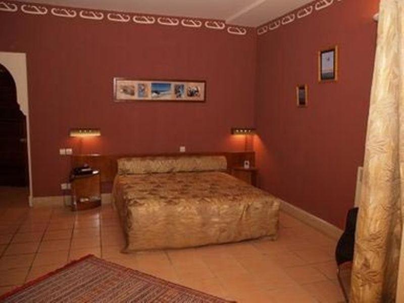 Hotel Sahara Regency Дакла Стая снимка