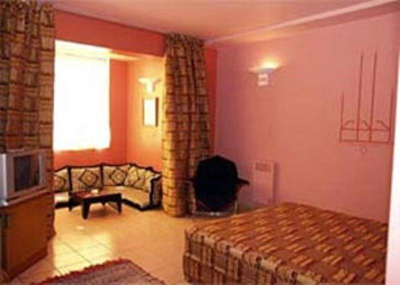 Hotel Sahara Regency Дакла Стая снимка